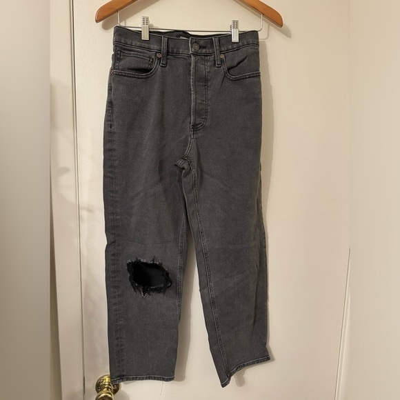 EXPRESS black distressed cropped‎ dad jeans size 4 - Picture 1 of 9